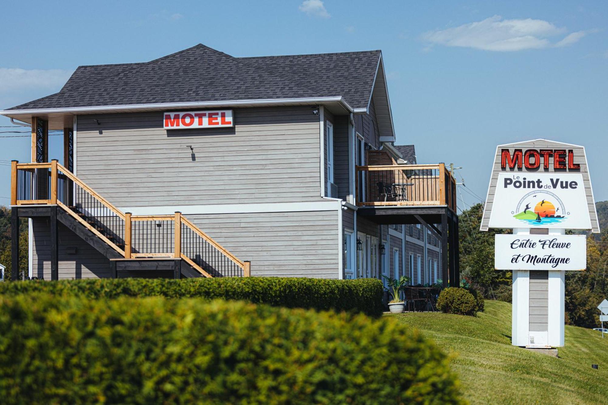 Motel Le Point De Vue La Malbaie Exterior photo